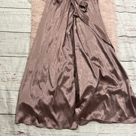 NWT Jenny Packham Stretch Wrap Dress in French Truffle Size 6 - Picture 11 of 11